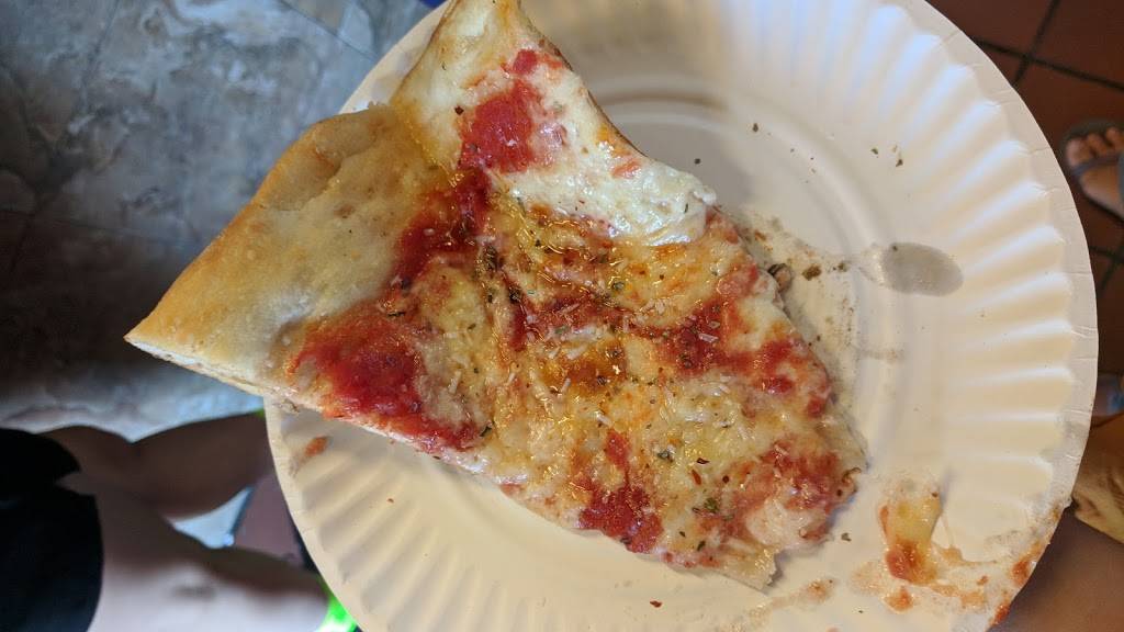 Nunzios | restaurant | 2155 Hylan Blvd, Staten Island, NY 10306, USA | 7186679647 OR +1 718-667-9647