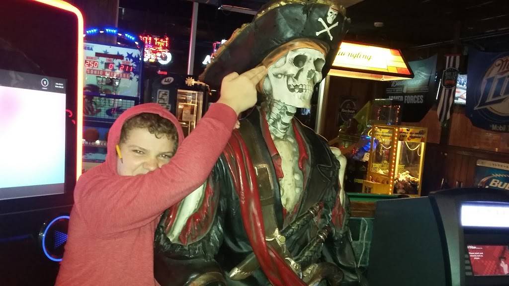 JP Mulligans | restaurant | 12415 Taft St, Pembroke Pines, FL 33028, USA | 9544323350 OR +1 954-432-3350