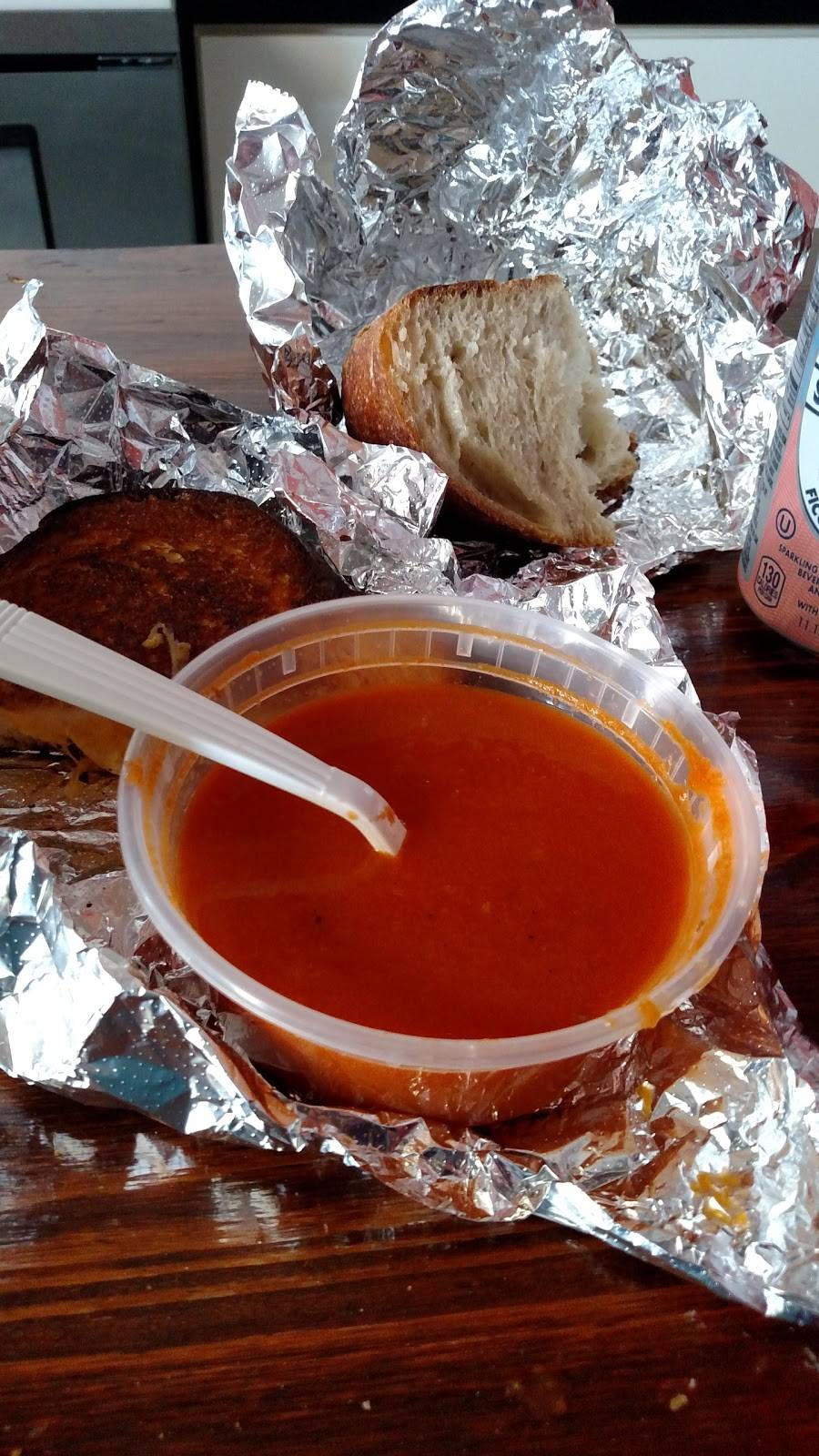 Souper Market Kamms Corner | restaurant | 16848 Lorain Ave, Cleveland, OH 44111, USA | 2163039240 OR +1 216-303-9240