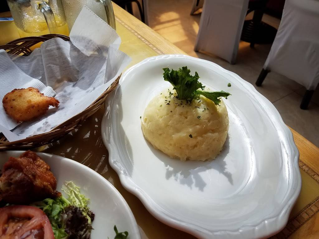 Puritas Restaurant | restaurant | 7817 Pines Blvd, Pembroke Pines, FL 33024, USA | 9548424383 OR +1 954-842-4383