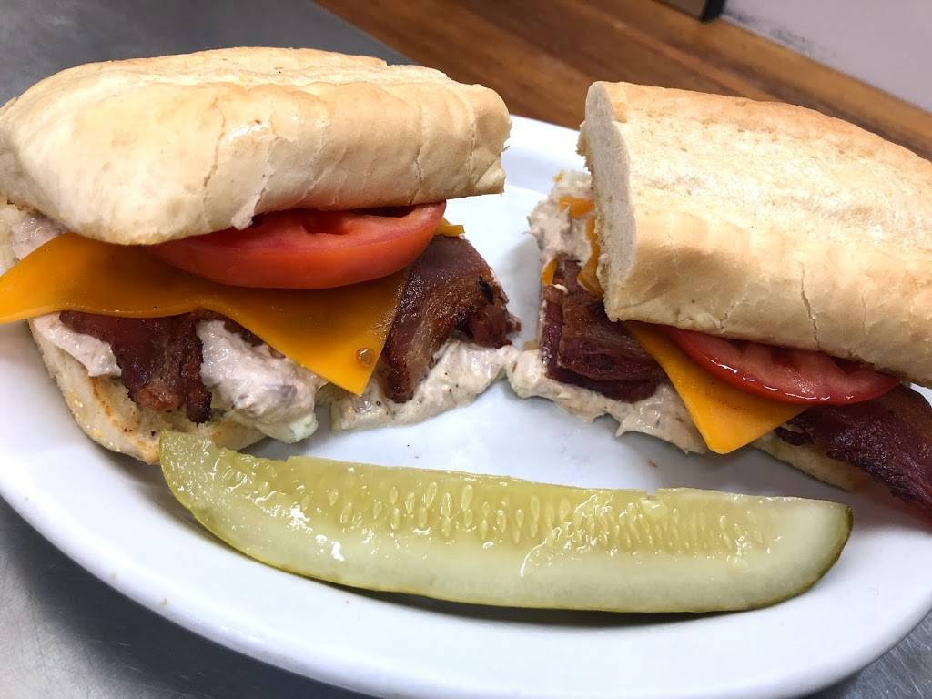 Cravings | restaurant | 884 W Broadway Ave, Medford, WI 54451, USA | 7157485785 OR +1 715-748-5785