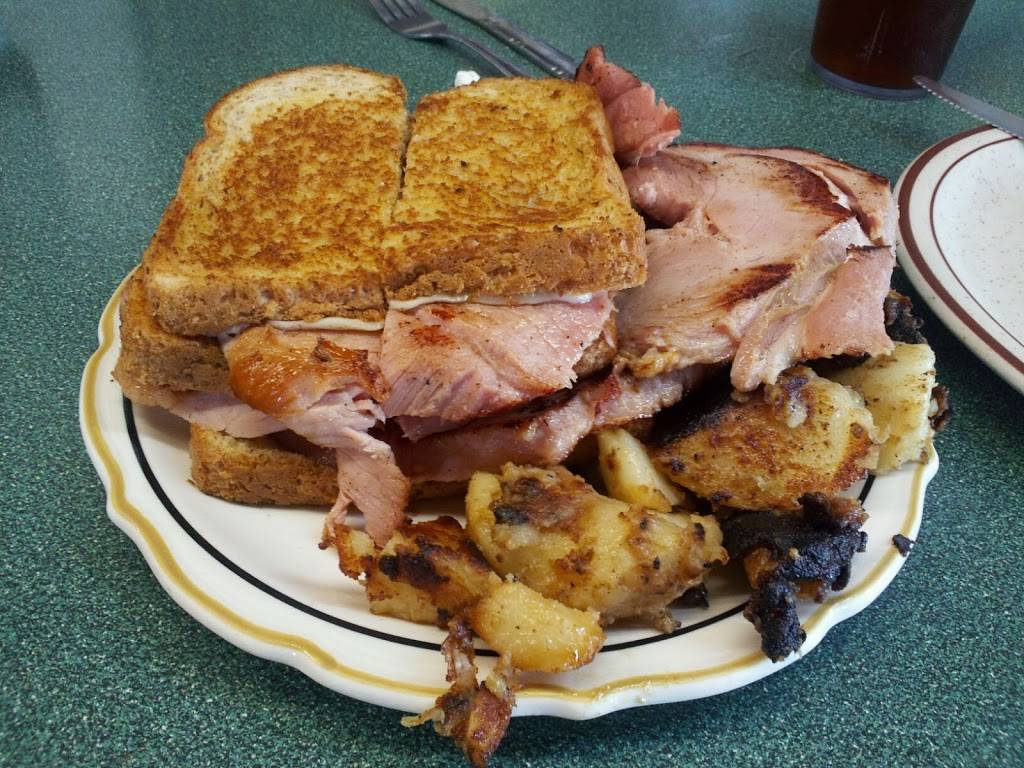 Carls Oxford Diner | restaurant | 291 Main St, Oxford, MA 01540, USA | 5089878770 OR +1 508-987-8770