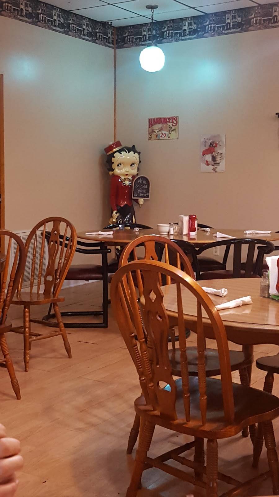 Carols Corner Stone Cafe | restaurant | 301 E Main St, Greenfield, IN 46140, USA | 3174679014 OR +1 317-467-9014