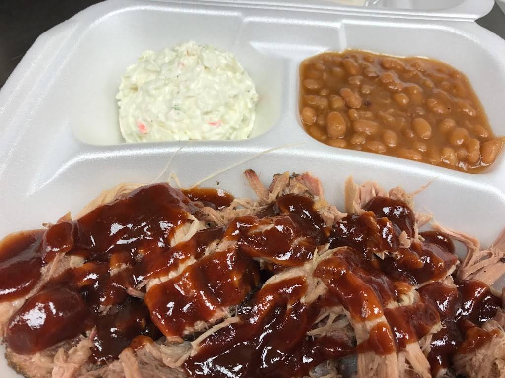 Ole Dads BBQ | restaurant | 14163 US-231, Hazel Green, AL 35750, USA | 2568288777 OR +1 256-828-8777