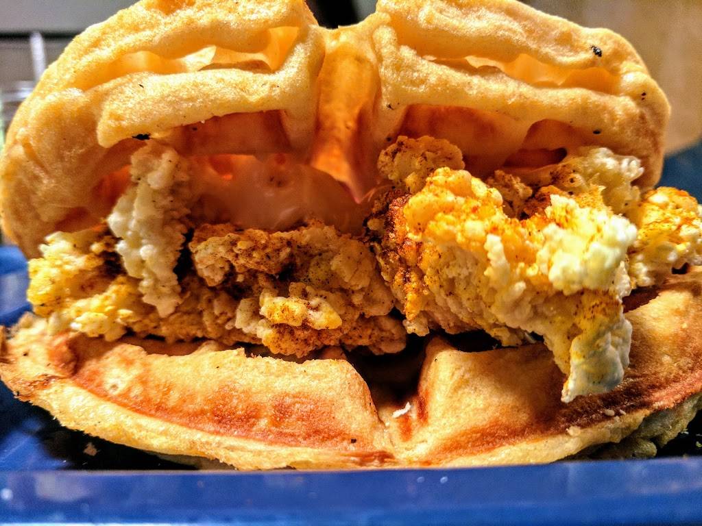 Lunchbox Eats | restaurant | 288 S 4th St, Memphis, TN 38126, USA | 9015260820 OR +1 901-526-0820