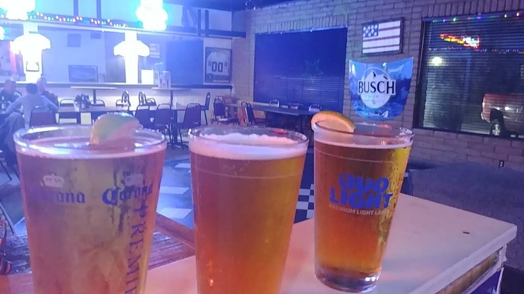 Mickys Bar & Grill | restaurant | 230 Fox St, Lemoore, CA 93245, USA | 5599250262 OR +1 559-925-0262