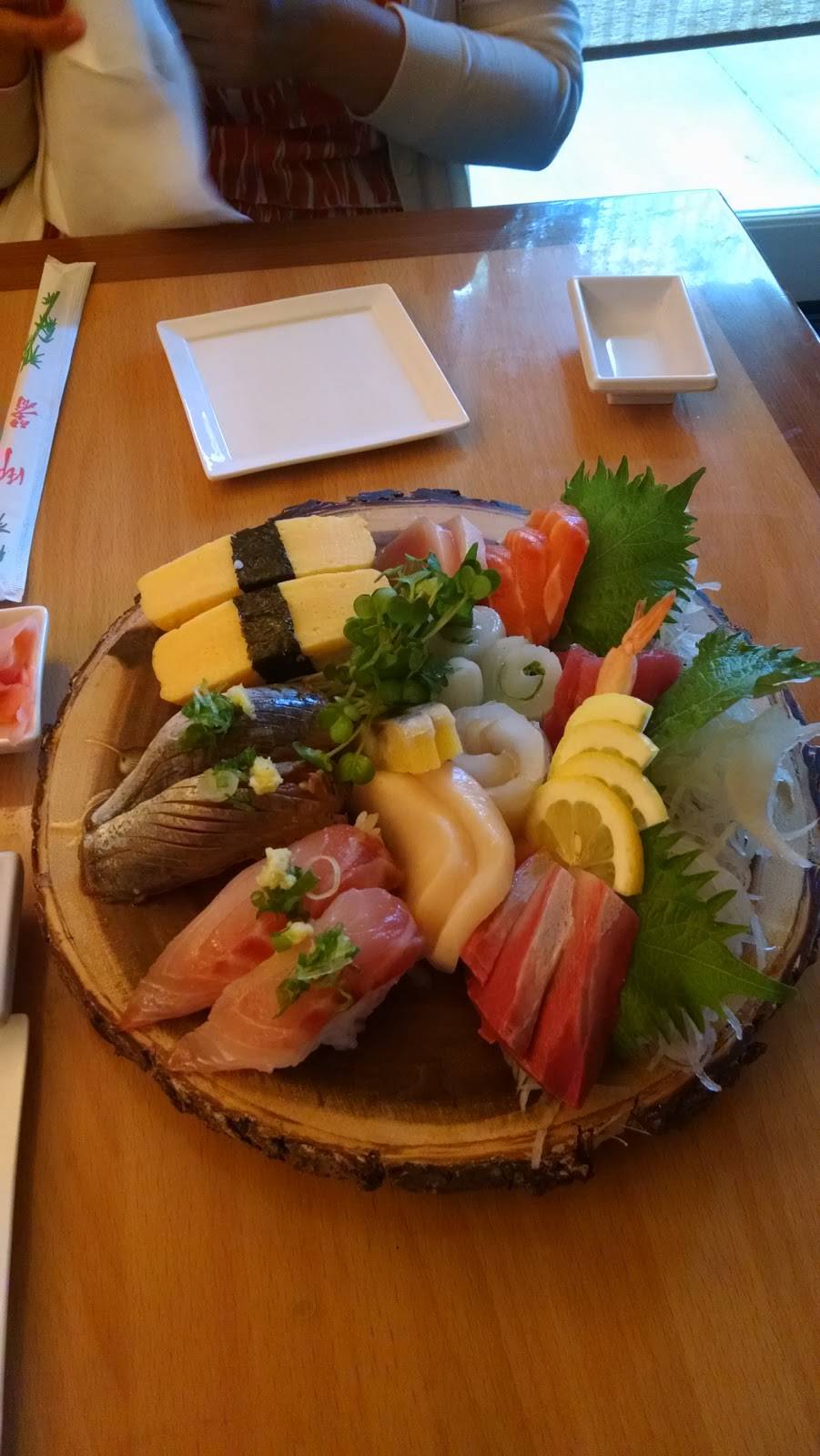 Matsuri Sushi | restaurant | 920 1st St #102, Benicia, CA 94510, USA | 7077471585 OR +1 707-747-1585