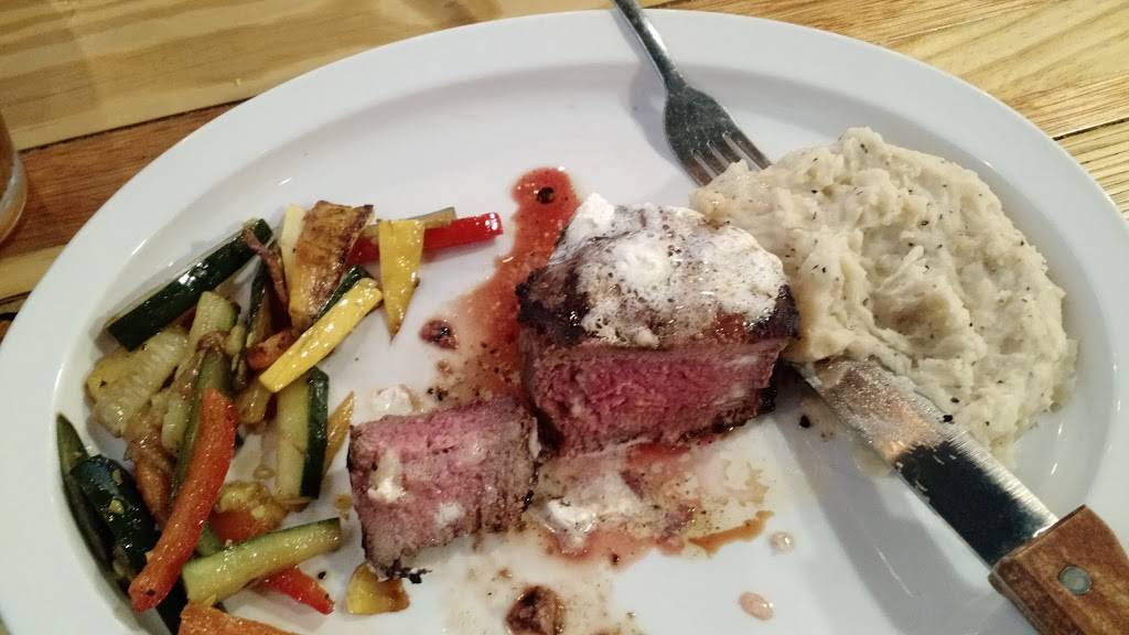 Liberty Public House | restaurant | 418 N 25th St, Richmond, VA 23223, USA | 8042258275 OR +1 804-225-8275