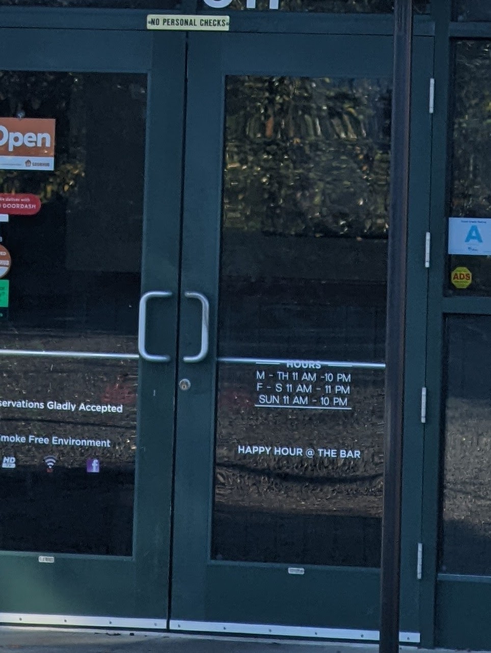 Ms. Bs cafe & grill | restaurant | 511 Bush River Rd, Columbia, SC 29210, USA | 8034700212 OR +1 803-470-0212