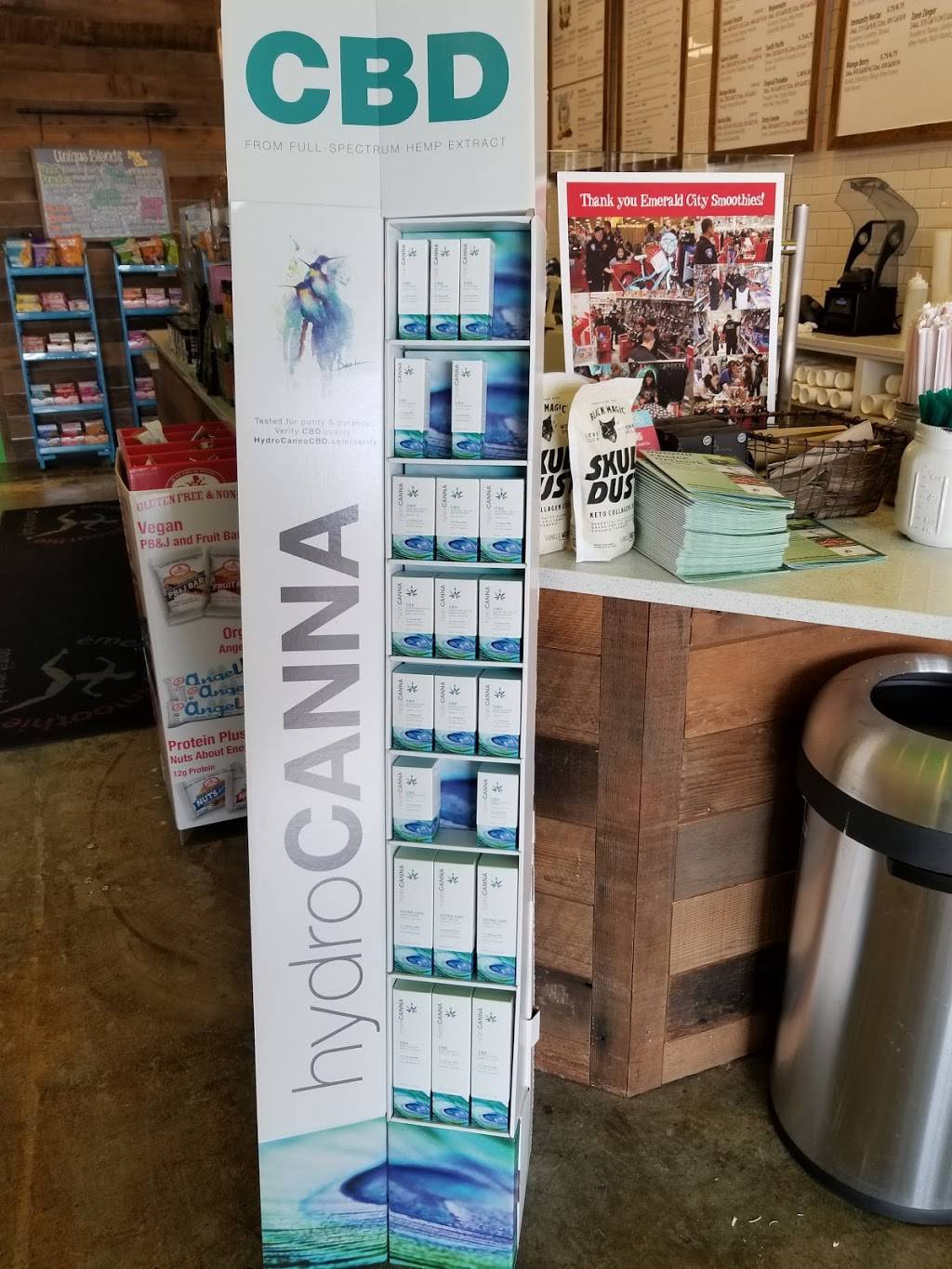 Emerald City Smoothie | restaurant | 2901 S 38th St, Tacoma, WA 98409, USA | 2533007902 OR +1 253-300-7902