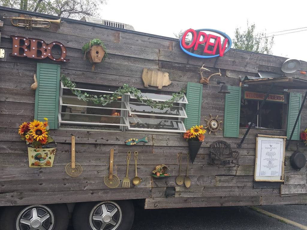 Little Palace | restaurant | 7303 E Furnace Branch Rd, Glen Burnie, MD 21060, USA | 4107682772 OR +1 410-768-2772