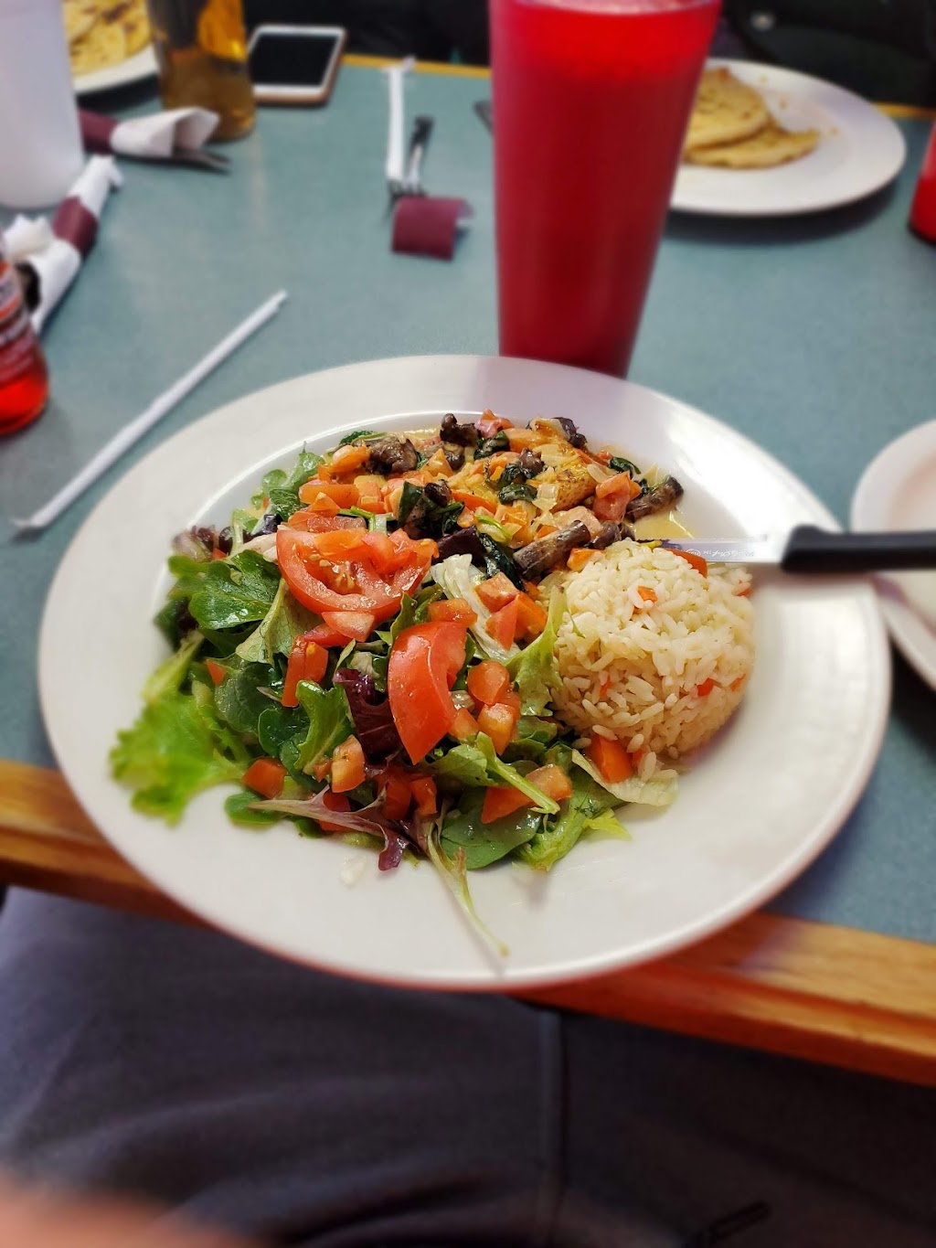 Red Enchilada Restaurant | restaurant | 1310 Osage Ave, Santa Fe, NM 87505, USA | 5058206552 OR +1 505-820-6552