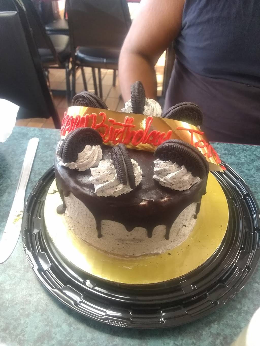 El Coco Rayado | restaurant | 2303 N Zarzamora St, San Antonio, TX 78201, USA | 2107318605 OR +1 210-731-8605