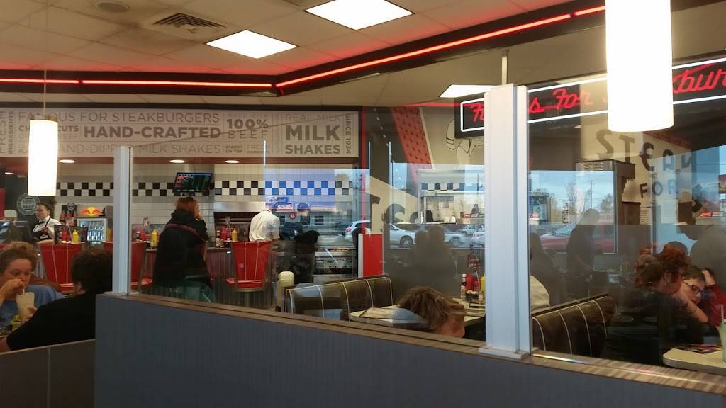 Steak n Shake | restaurant | 2900 S 3rd St, Terre Haute, IN 47802, USA | 8122350242 OR +1 812-235-0242