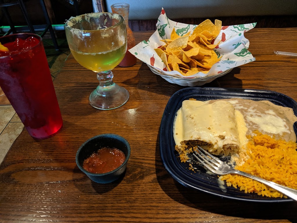 El Patio | restaurant | 310 N Washington St, Weatherford, OK 73096, USA | 5807745336 OR +1 580-774-5336