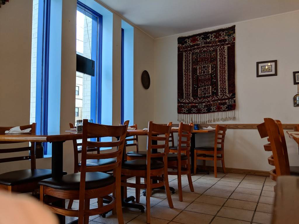 Daphne Cafe | restaurant | 5811 Ellsworth Ave, Pittsburgh, PA 15232, USA | 4124411130 OR +1 412-441-1130