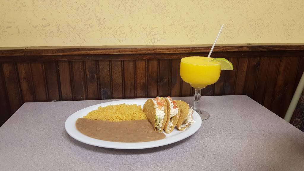 Nuevo Vallarta | restaurant | 3700 Durand Ave, Racine, WI 53405, USA | 2628989600 OR +1 262-898-9600