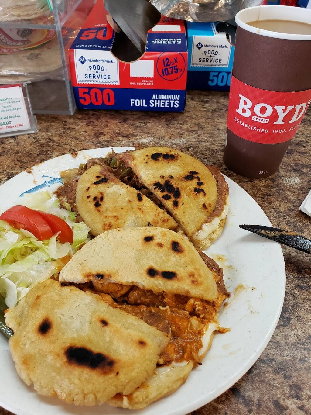 Mayras kichen and taqueria | restaurant | 2100 Marina Bay Dr, Kemah, TX 77565, USA | 4092183207 OR +1 409-218-3207