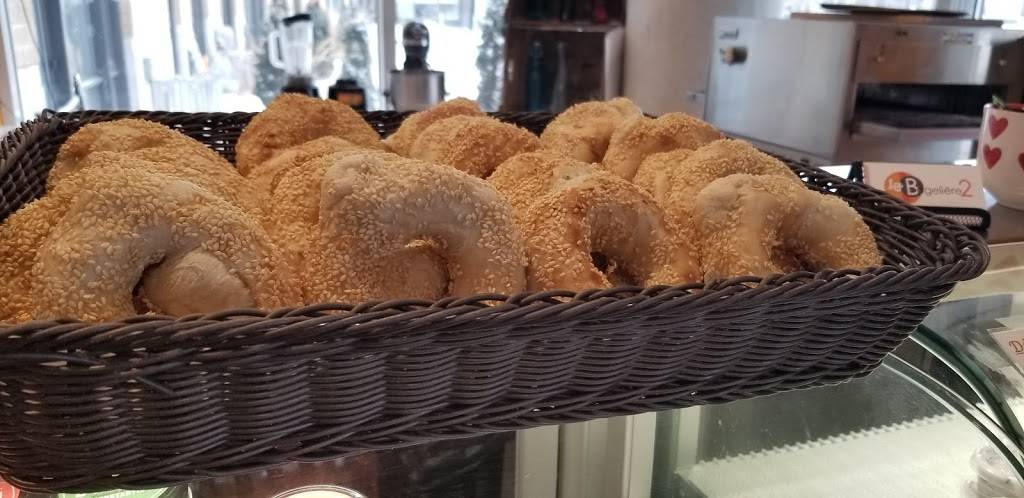 La Bagelière | restaurant | 61 54e Avenue East, Blainville, QC J7C 0P3, Canada | 4509519688 OR +1 450-951-9688