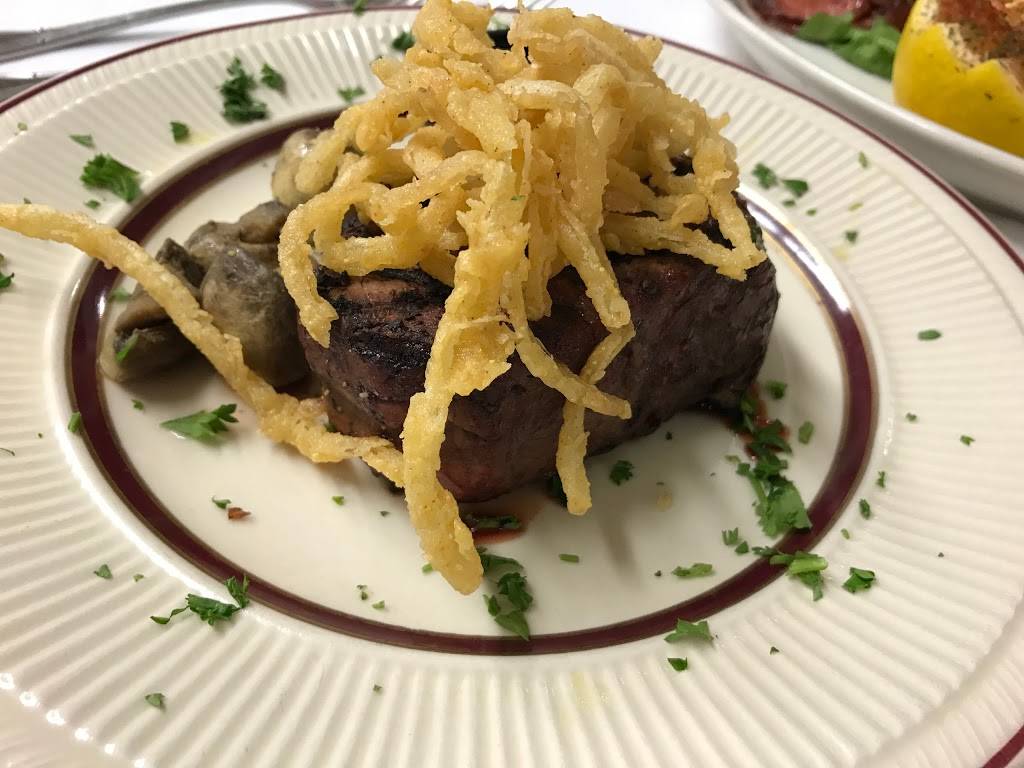 Erics Porter Haus | restaurant | 4926, 229 Wisconsin Ave, Waukesha, WI 53186, USA | 2625421300 OR +1 262-542-1300