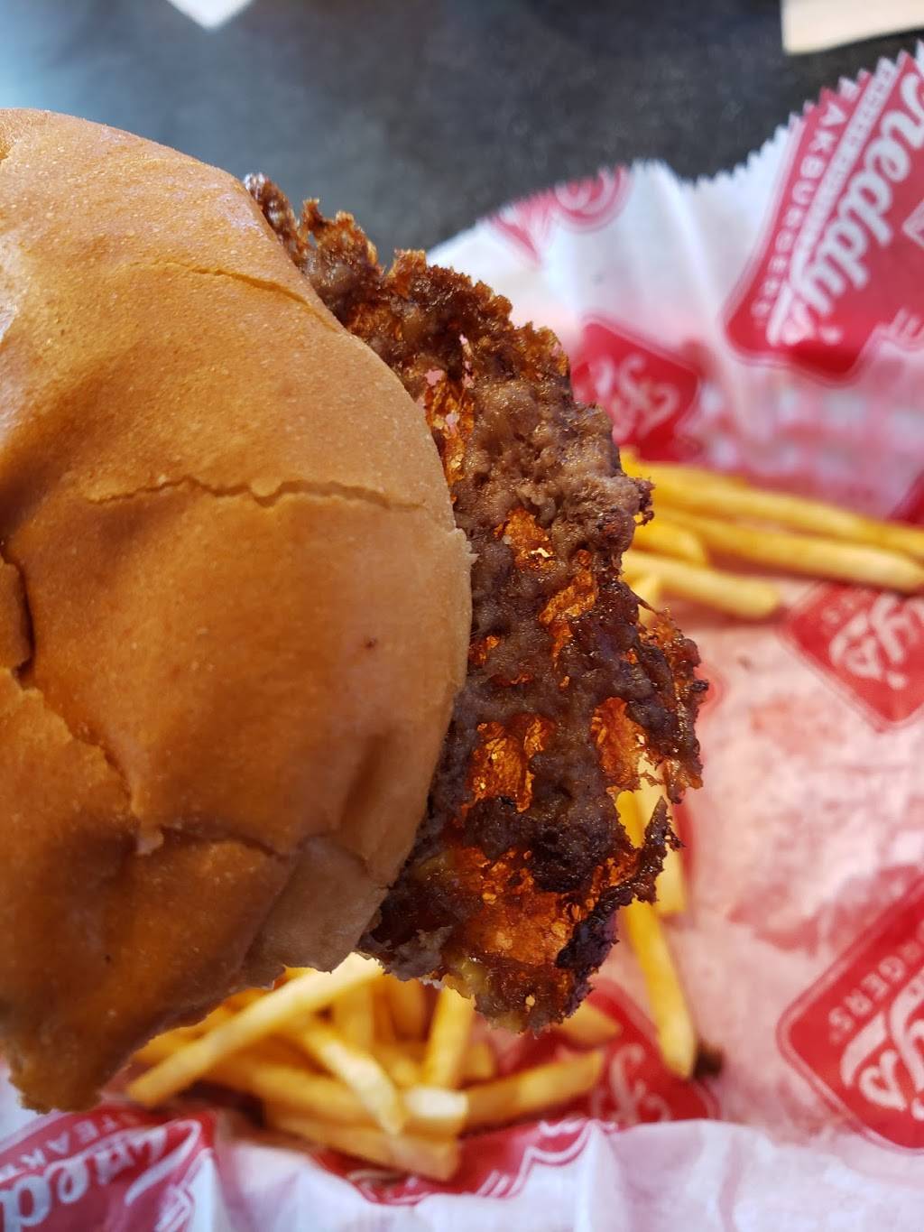 Freddys Frozen Custard & Steakburgers | restaurant | 7614 Chapman Hwy #100, Knoxville, TN 37920, USA | 8653129691 OR +1 865-312-9691