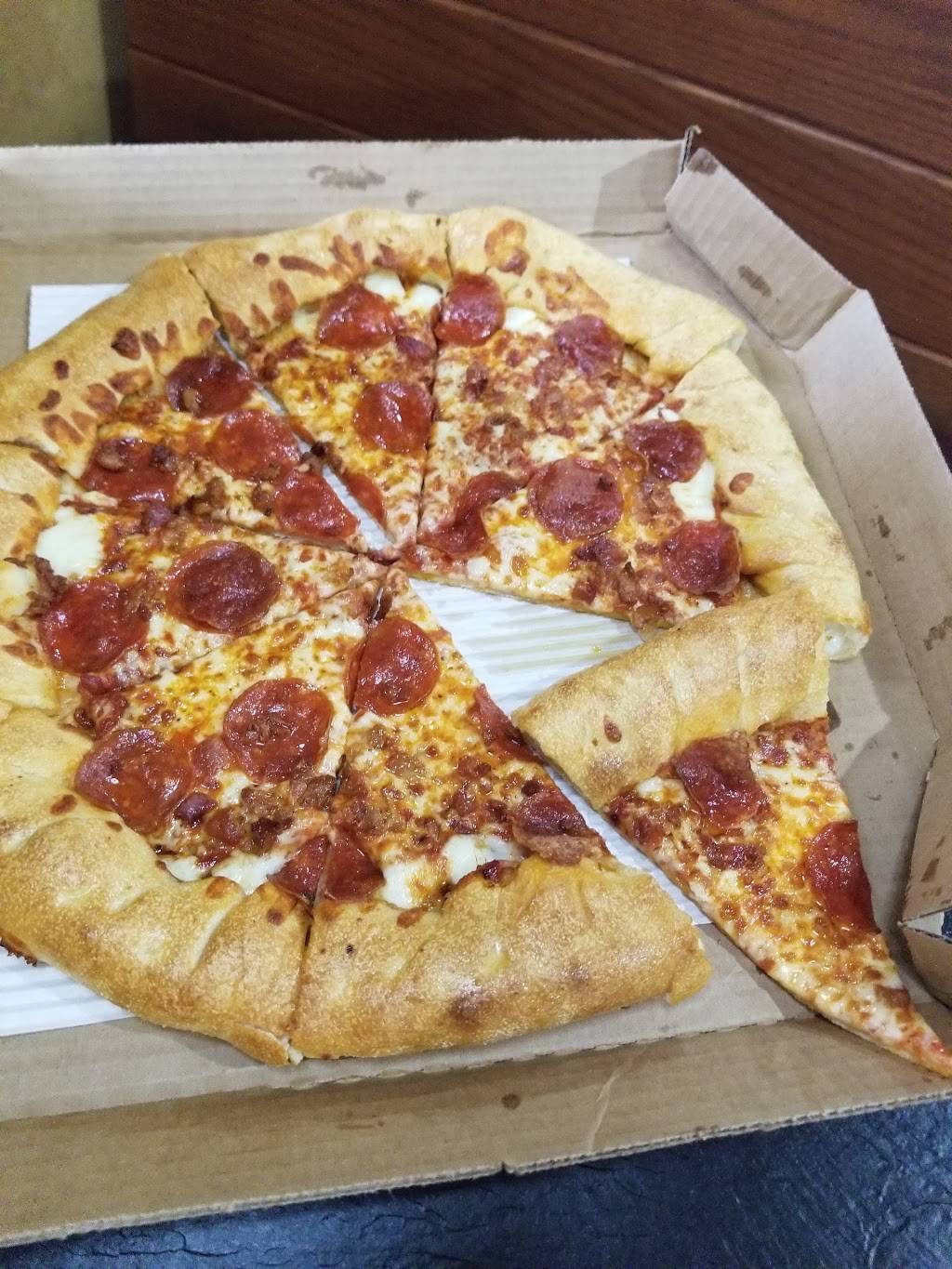 Pizza Hut | meal takeaway | 1014 SE Port St Lucie Blvd #7, Port St. Lucie, FL 34952, USA | 7723355575 OR +1 772-335-5575