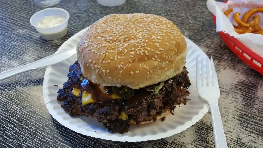 Johnny Rays Drive In | restaurant | 800 SW Blue Pkwy, Lees Summit, MO 64063, USA | 8165241910 OR +1 816-524-1910