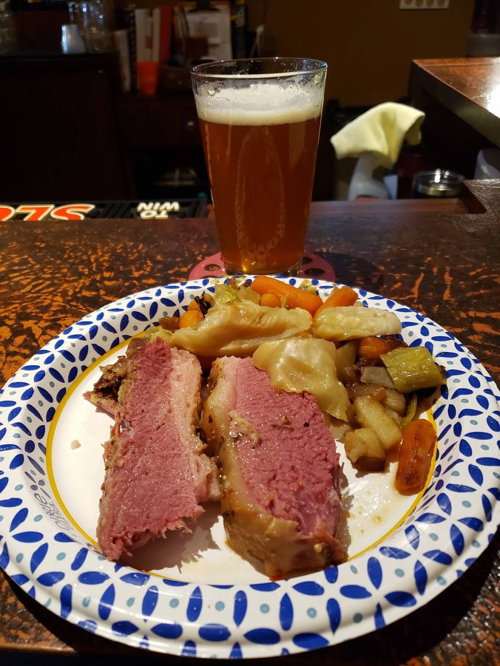 Pub 219 | restaurant | 219 E Stephenson St, Freeport, IL 61032, USA | 8156165068 OR +1 815-616-5068