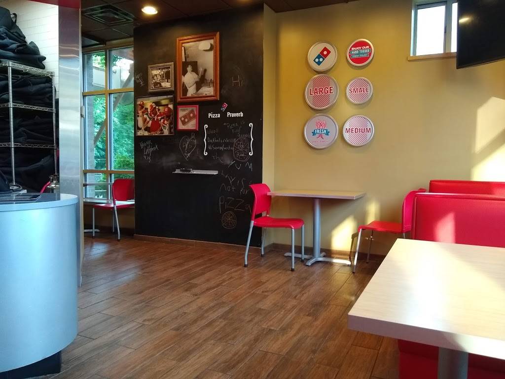 Dominos Pizza | meal delivery | 311 E Green St, Ithaca, NY 14850, USA | 6072564000 OR +1 607-256-4000