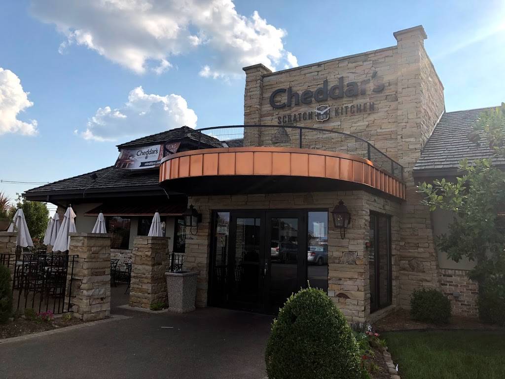 Cheddars Scratch Kitchen | restaurant | 2100 N Green River Rd, Evansville, IN 47715, USA | 8124919976 OR +1 812-491-9976