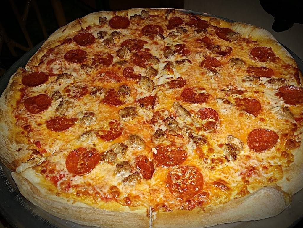 Luigi’s Grille | restaurant | 5348 34th St W, Bradenton, FL 34210, USA | 9417573700 OR +1 941-757-3700