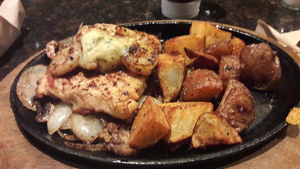 Applebees Grill + Bar | restaurant | 4955 28th St SE, Grand Rapids, MI 49546, USA | 6169771900 OR +1 616-977-1900