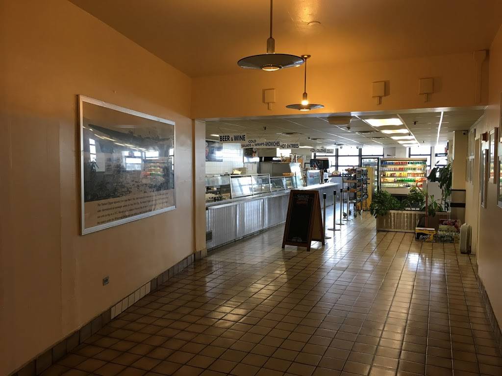 Yankee Clipper | restaurant | LaGuardia Airport, 81 Marine Terminal Rd, East Elmhurst, NY 11371, USA | 7184768859 OR +1 718-476-8859