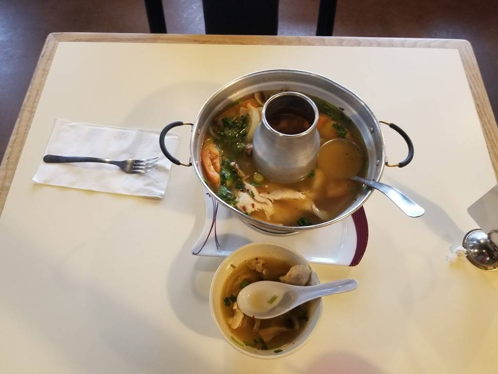 Thai China Bistro | restaurant | 5121 E Grant Rd, Tucson, AZ 85712, USA | 5203255185 OR +1 520-325-5185