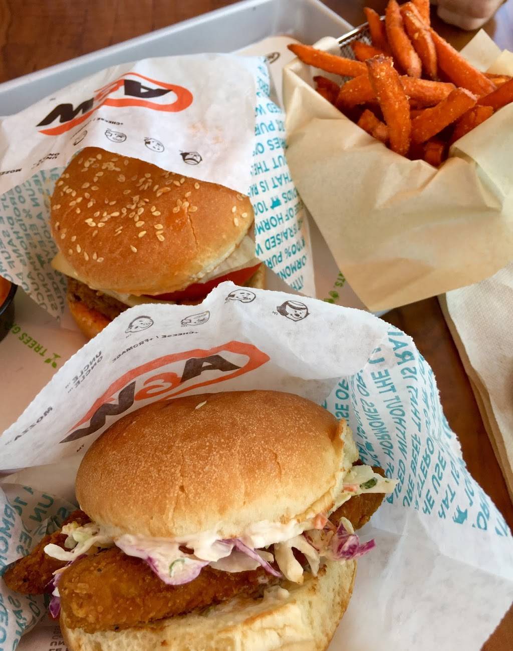 A&W Canada | restaurant | 4140 Walker Rd, Windsor, ON N8W 3T5, Canada | 5199668484 OR +1 519-966-8484