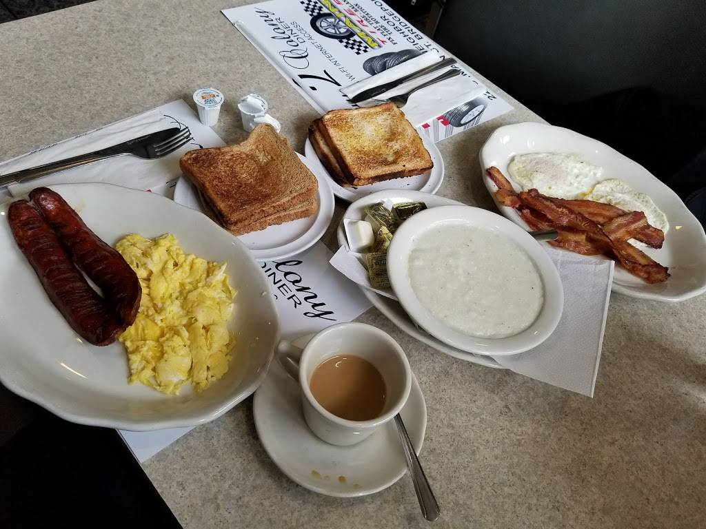 New Colony Diner Bridgeport | restaurant | 2321 Main St, Bridgeport, CT 06606, USA | 2033671217 OR +1 203-367-1217