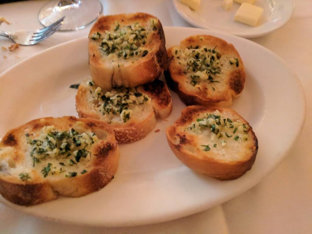 La Palina | restaurant | 159 Avenue O, Brooklyn, NY 11204, USA | 7182369764 OR +1 718-236-9764