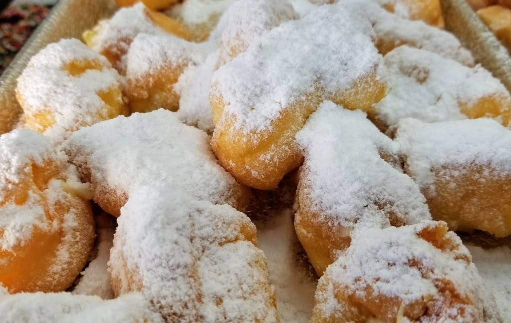 Yum Yum Donuts | cafe | 606 W Glenoaks Blvd, Glendale, CA 91202, USA | 8182468725 OR +1 818-246-8725