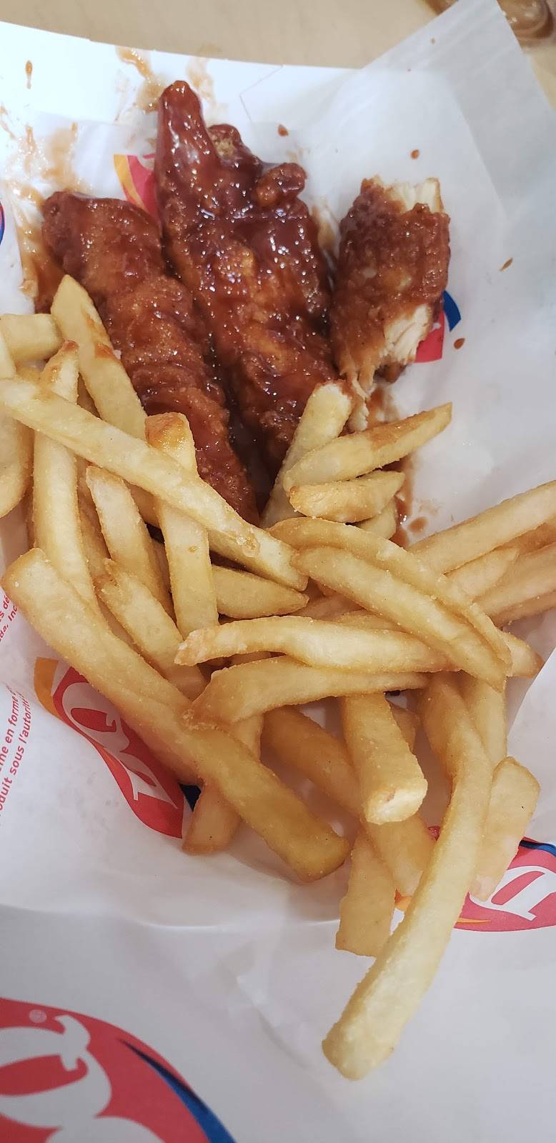 Dairy Queen Grill & Chill | restaurant | 295 Hays Blvd, Oakville, ON L6H 6Z3, Canada | 9052574441 OR +1 905-257-4441