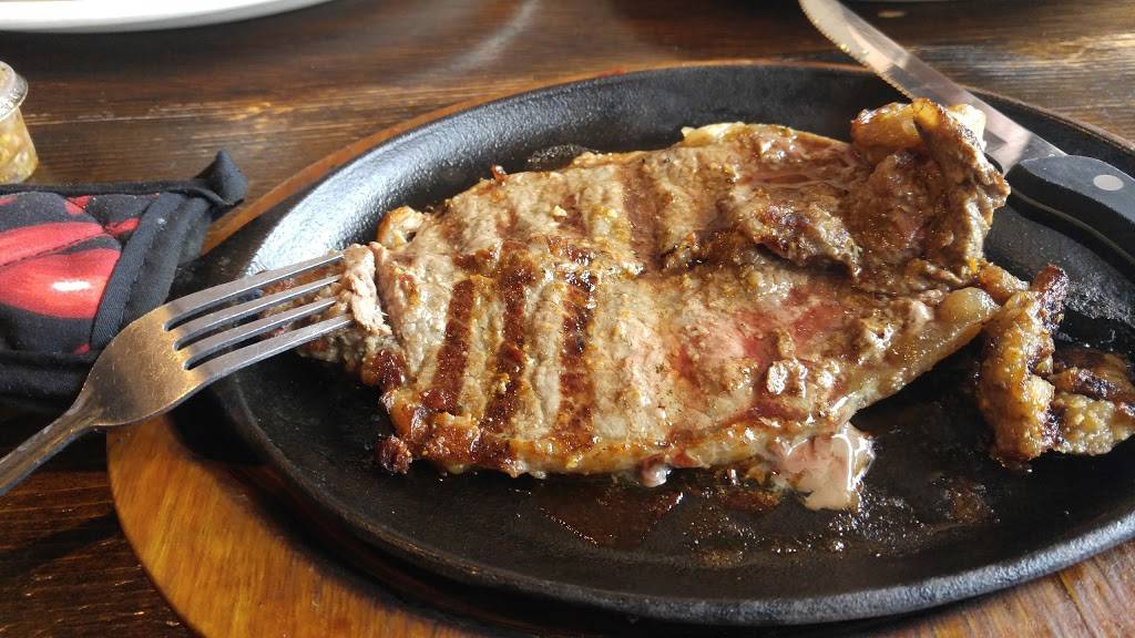 La Pequena Colombia | bakery | 6312 N Armenia Ave, Tampa, FL 33604, USA | 8138768338 OR +1 813-876-8338