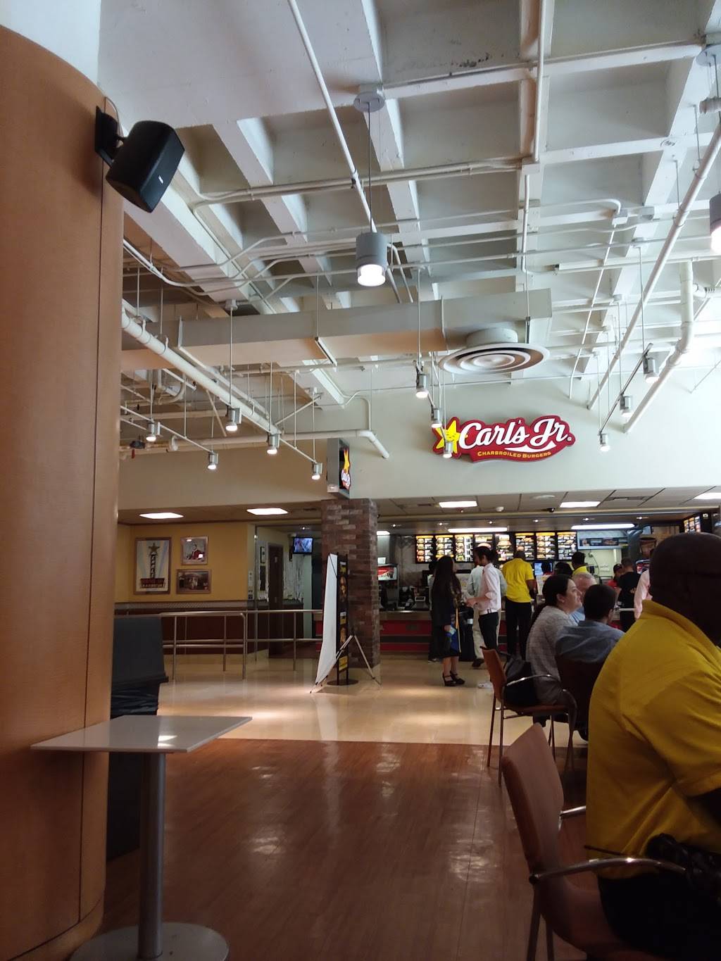 Carls Jr. | restaurant | 308 Westwood Plaza, Los Angeles, CA 90095, USA | 3108241497 OR +1 310-824-1497