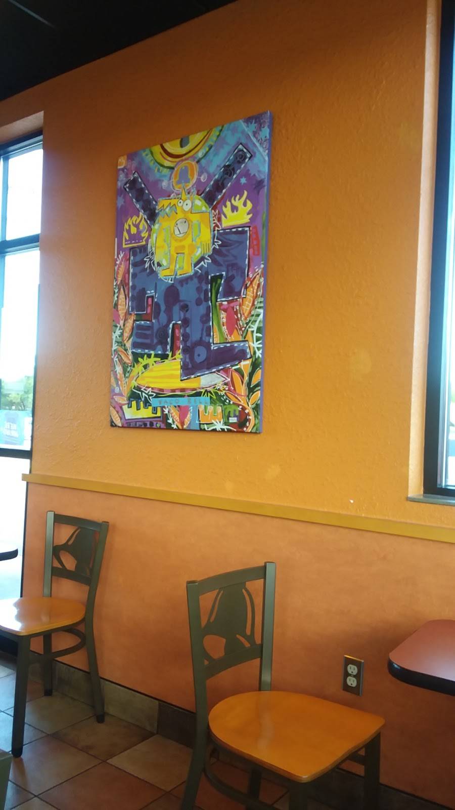 Taco Bell | meal takeaway | 1431 E Apple Ave, Muskegon, MI 49442, USA | 2317738816 OR +1 231-773-8816