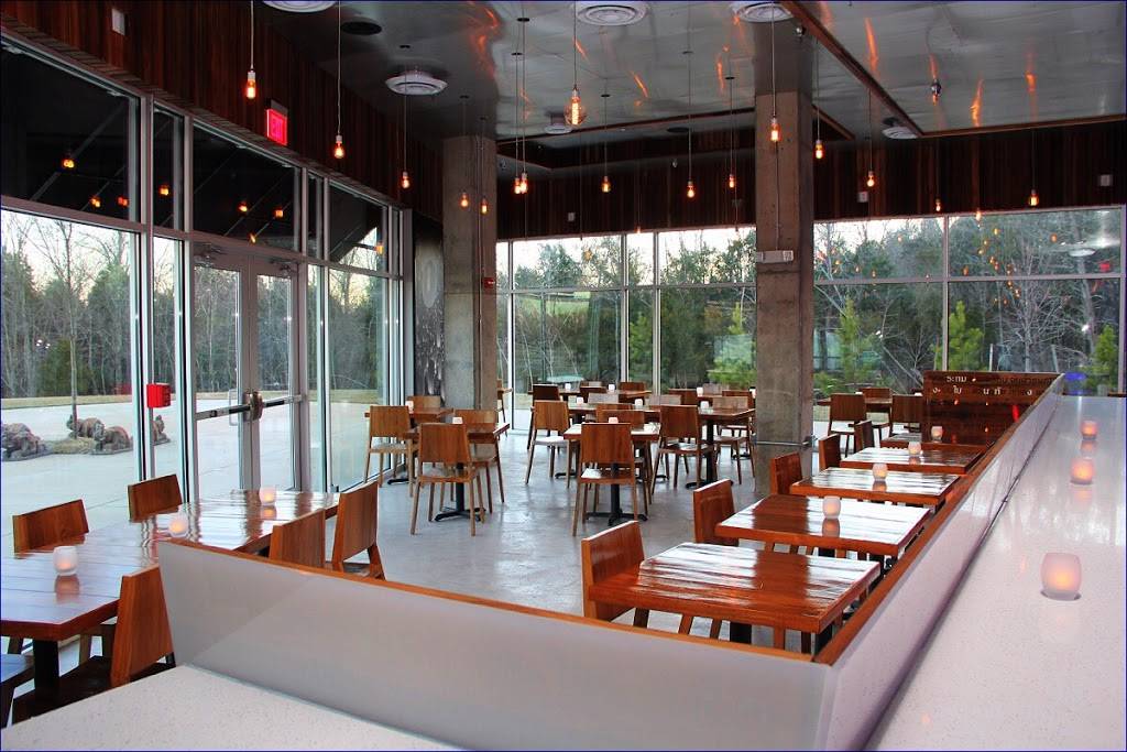 Mum Mum Restaurant | restaurant | 10945 George Mason Cir #135, Manassas, VA 20110, USA | 5712080264 OR +1 571-208-0264