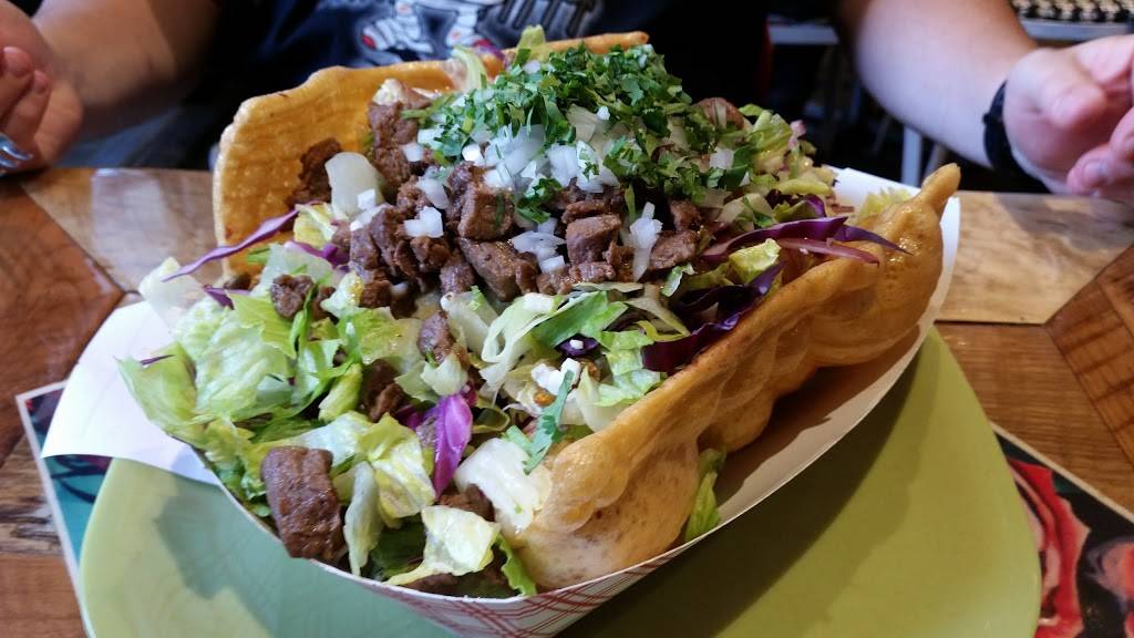 Chilango Mexican Street Food | restaurant | 1437 W Taylor St ste 1, Chicago, IL 60607, USA | 3128466216 OR +1 312-846-6216