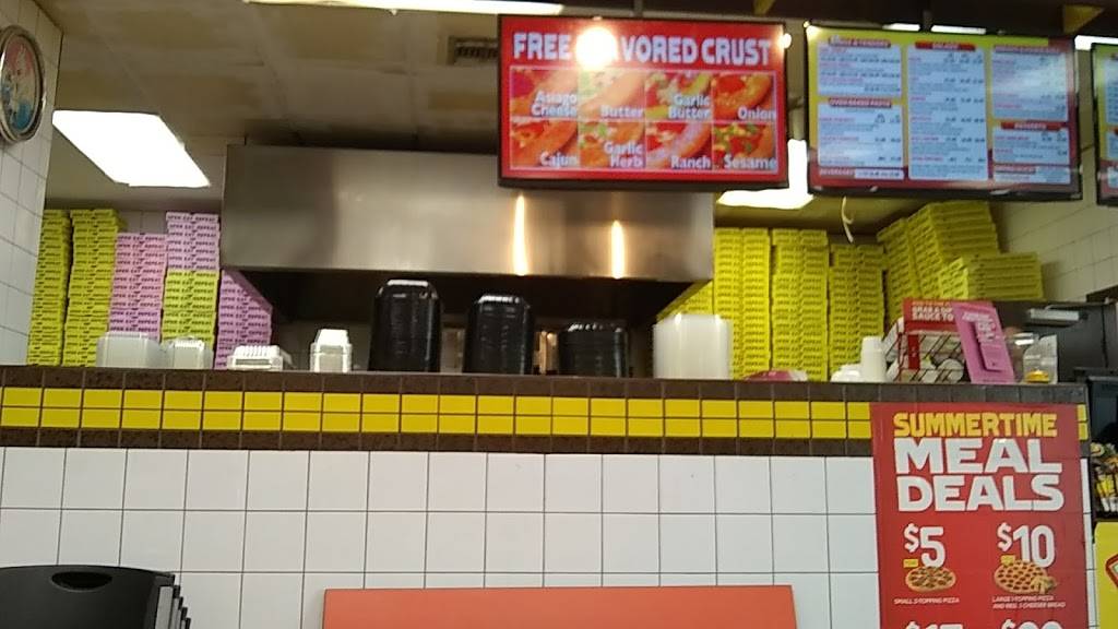 Hungry Howies Pizza | meal delivery | 2424 Hwy 92 East, Plant City, FL 33566, USA | 8137640363 OR +1 813-764-0363