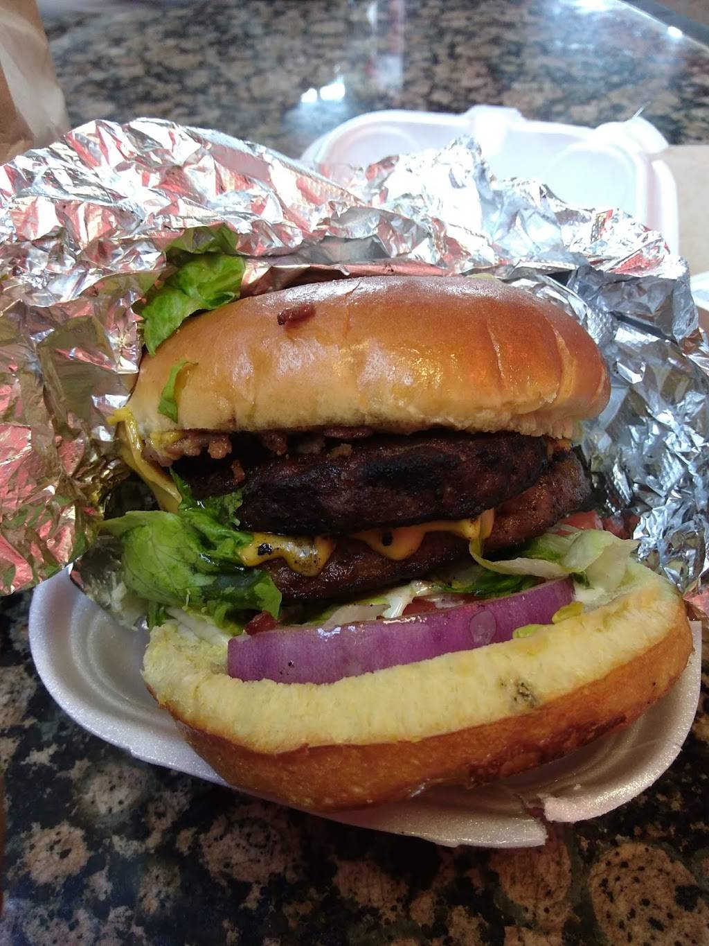 Happys Pizza | meal delivery | 13700 W Nine Mile Rd, Oak Park, MI 48237, USA | 2485438888 OR +1 248-543-8888