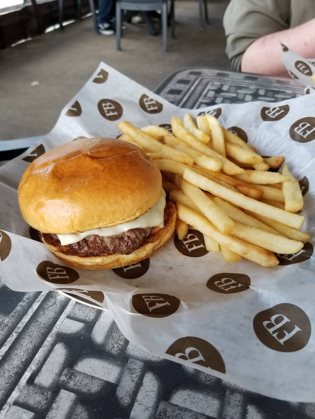 Feltner Brothers | restaurant | 2768 N College Ave, Fayetteville, AR 72703, USA | 4799354545 OR +1 479-935-4545