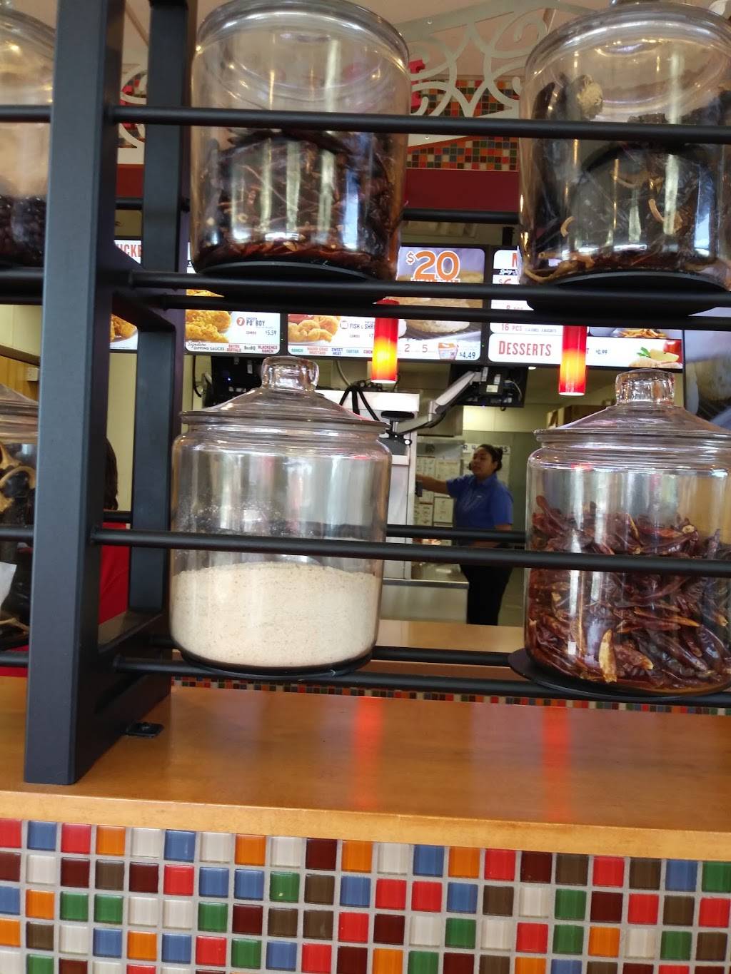 Popeyes Louisiana Kitchen | restaurant | 605 W Craig Rd, North Las Vegas, NV 89032, USA | 7026580020 OR +1 702-658-0020