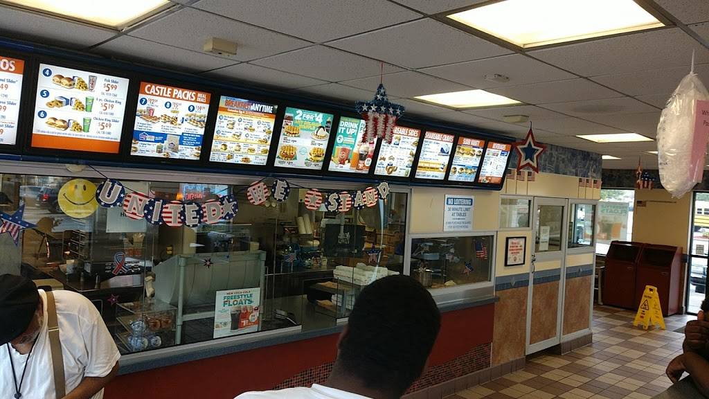 White Castle | restaurant | 5618 W North Ave, Chicago, IL 60639, USA | 7738890194 OR +1 773-889-0194