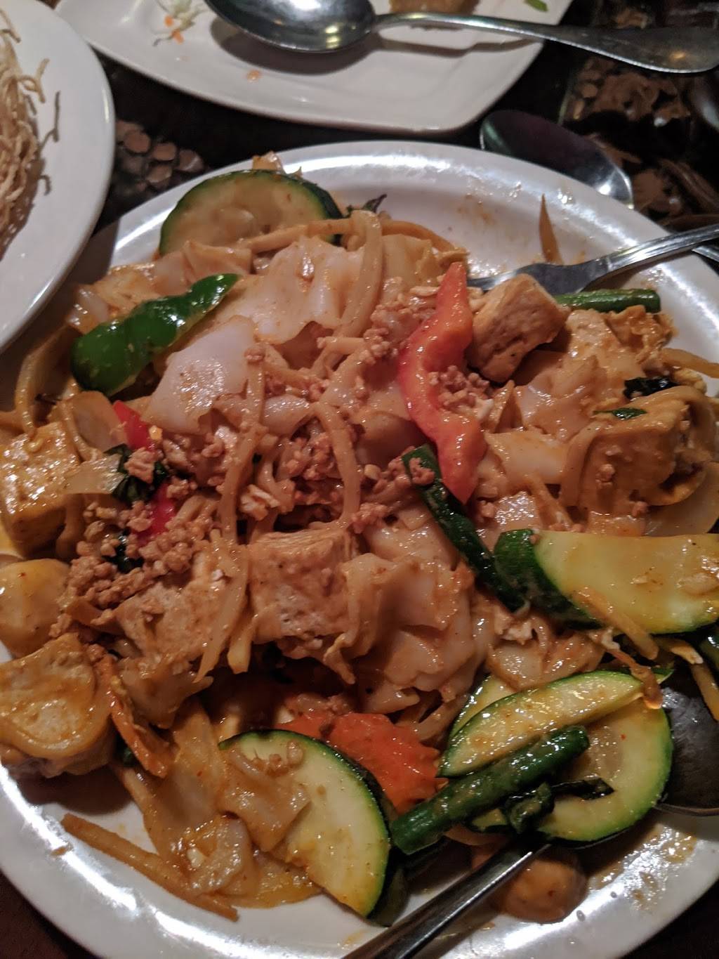 Indochine On Pearl | restaurant | 4612 N Pearl St, Tacoma, WA 98407, USA | 2537612727 OR +1 253-761-2727